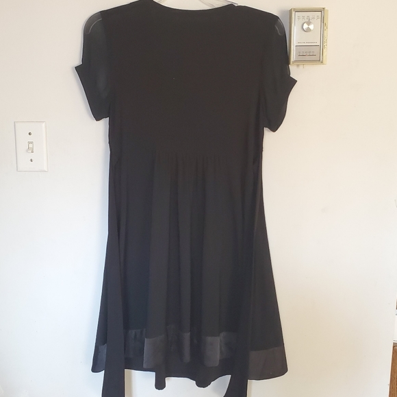 Black Dress - Picture 5 of 6